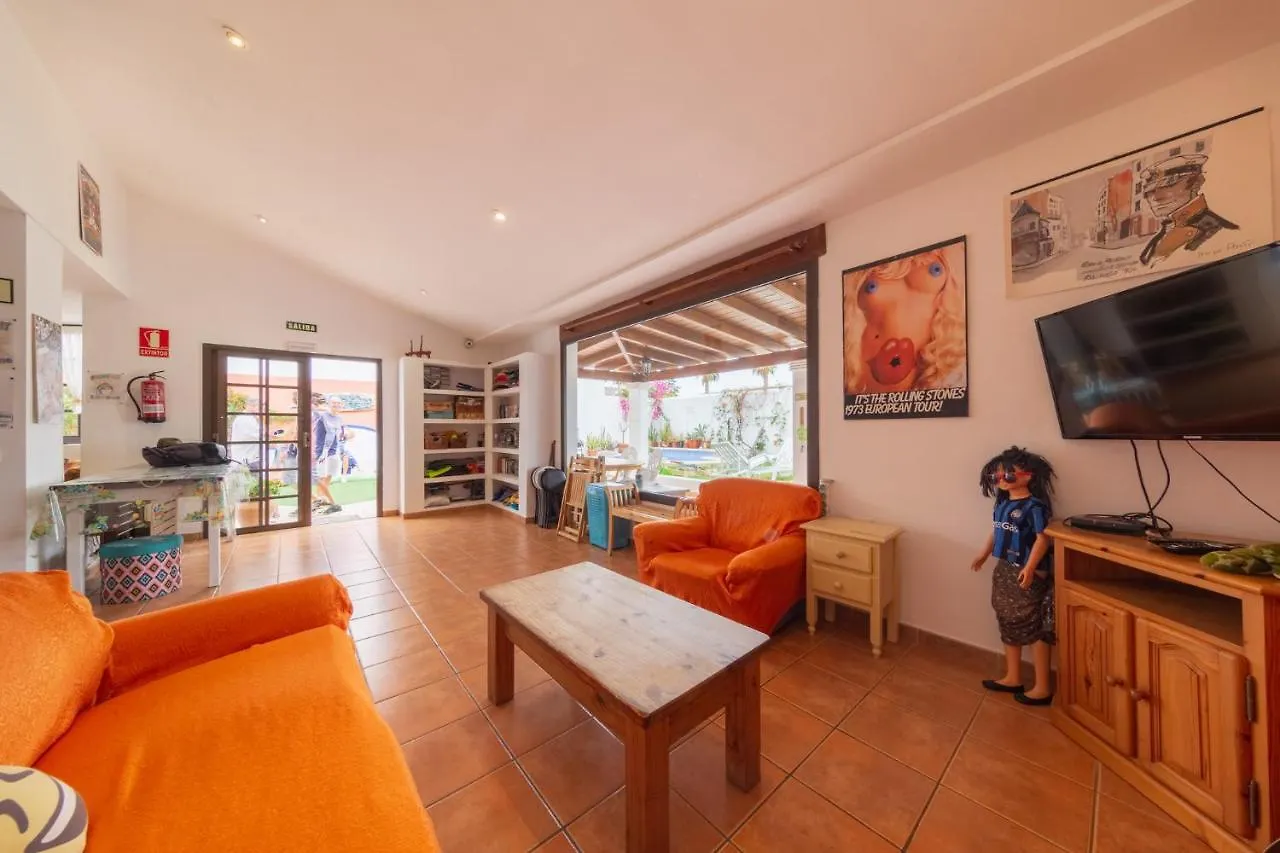 La Tortuga Hostel アデヘ