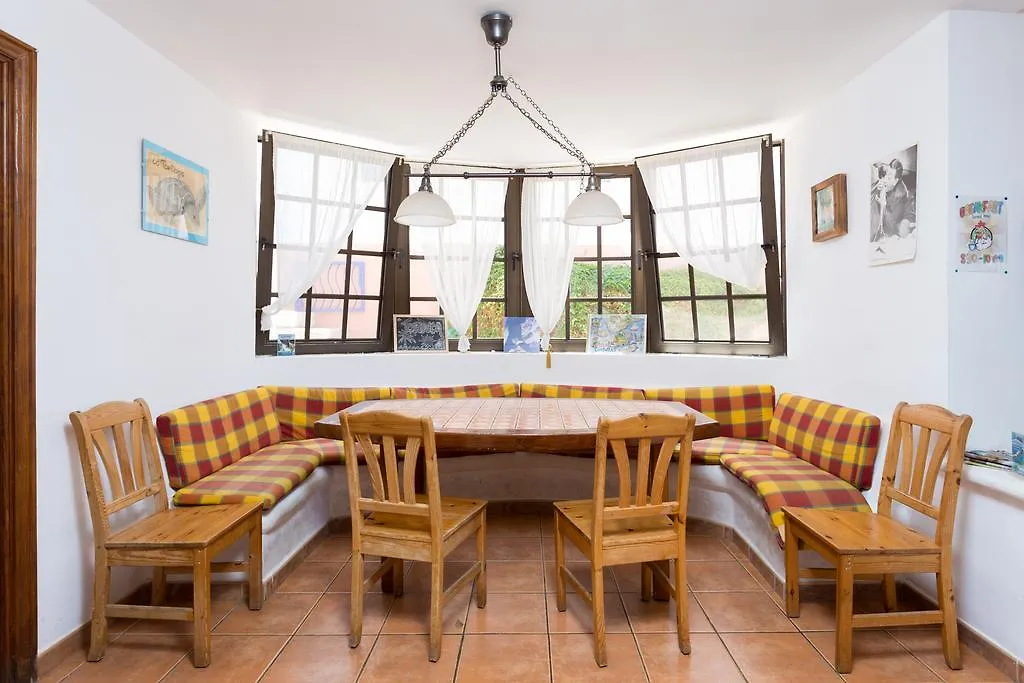 La Tortuga Hostel アデヘ スペイン